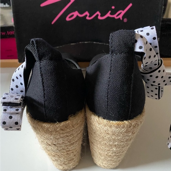 Torrid Lace-up Espadrille’s size 7 Black - Picture 13 of 16
